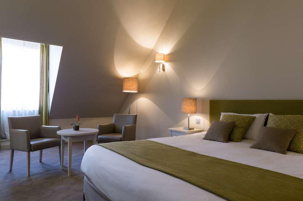 Hotel Ogaux Vieux Remparts Provins Pokoj fotografie